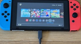 Mint
													Nintendo Switch - Red & Blue, 32 GB, photo 3 of 7