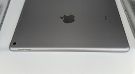 Good
													Apple iPad 5th Gen - Wi-Fi, Gray, 32 GB, A1822, photo 5 of 8