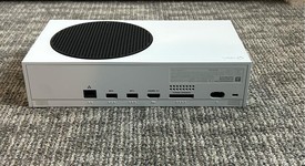 Mint
													Xbox Series S (2020) - White, 512 GB, photo 4 of 8