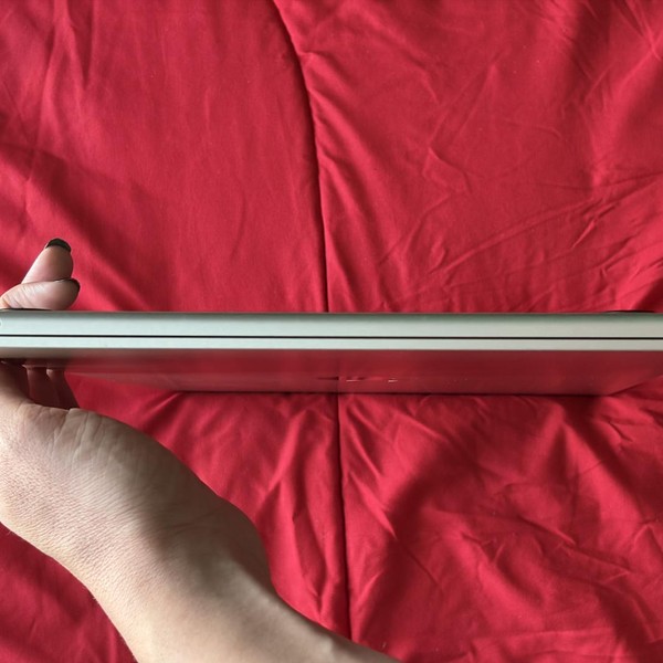 MacBook Air 2024 (M3) - 15 inch - 256 GB, Starlight, 8 GB, Apple M3, 10-core GPU