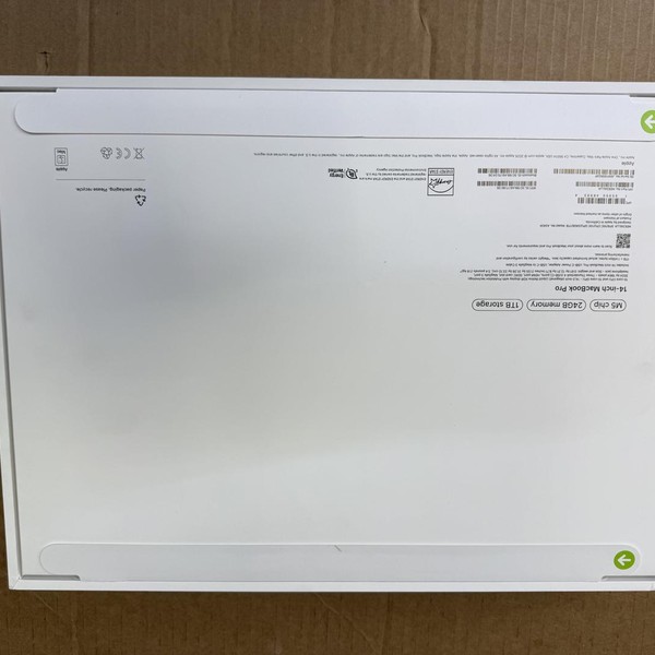 MacBook Pro 2025 - 14 inch - 1 TB, Space Black, 24 GB, Apple M5