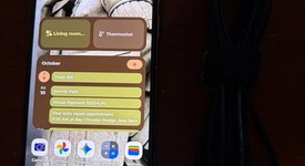 Mint
													Motorola Razr Ultra (2025) - Unlocked, PANTONE Mountain Trail, 1 TB, 16 GB, photo 4 of 18