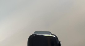 Good
													Apple Watch SE 2nd Gen 44mm - Unlocked, Midnight, A2727 - Cellular, Aluminum, photo 4 of 5