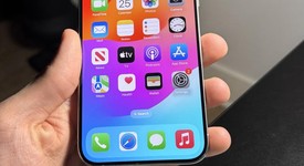 Mint
													Apple iPhone 15 Pro Max - Unlocked, White, 256 GB, A2849, photo 4 of 5