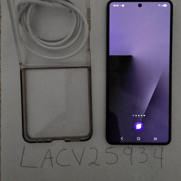 Samsung Galaxy Z Flip7 - Unlocked, 256 GB, Jet Black, 12 GB, SM-F766U1