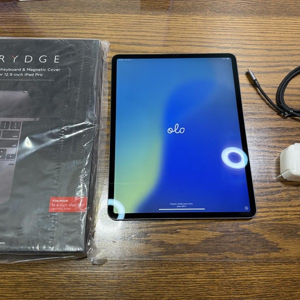 Apple iPad Pro 12.9 inch 3rd Gen 2018 - Wi-Fi, 256 GB, Gray, A1876