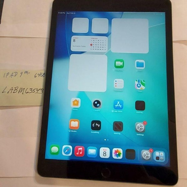 Apple iPad 9th Gen - Unlocked, 64 GB, Gray, A2603