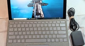 Good
													Microsoft Surface Pro 5 (2017) - Wi-Fi, Silver, 512 GB, 16 GB, photo 1 of 10