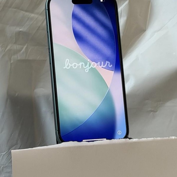 Apple iPhone 16 - Unlocked, 512 GB, Teal, A3081