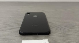 Mint
													Apple iPhone Xr - Unlocked, Black, 64 GB, A1984, photo 3 of 7