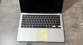 Good
													MacBook Pro 2020 - 13" - Apple M1, Silver, 512 GB, 8 GB, photo 1 of 10