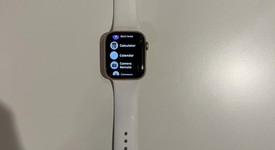 Good
													Apple Watch SE 1st Gen 44mm - Gold, A2352 - GPS, Aluminum, photo 1 of 6