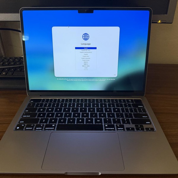 MacBook Air 2022 (M2) - 13 inch - 256 GB, Gray, 8 GB, Apple M2