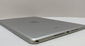 Good
													Apple iPad 7th Gen - Wi-Fi, Silver, 32 GB, A2197, photo 4 of 5