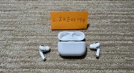 Used
													Apple AirPods Pro - Wireless Case, photo 2 of 4