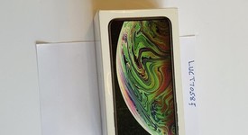 New
													Apple iPhone Xs Max - Unlocked, Gray, 64 GB, A1921, photo 1 of 2