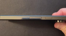 Mint
													Google Pixel 9 Pro - Verizon, Obsidian, 128 GB, 16 GB, GR83Y, photo 4 of 8