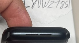 Good
													Apple Watch SE 2nd Gen 44mm - Midnight, A2723 - GPS, Aluminum, photo 4 of 5