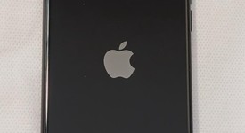 Good
													Apple iPhone SE 2nd Gen 2020 - Xfinity, Black, 128 GB, A2275, photo 3 of 3