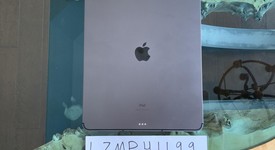 Mint
													Apple iPad Pro 12.9" 5th Gen 2021 - Unlocked, Gray, 256 GB, photo 2 of 7