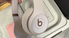Used
													Beats Solo 4 - Pink, photo 3 of 4