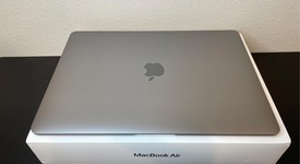 Good
													MacBook Air 2020 - 13" - Apple M1, Gray, 256 GB, 8 GB, photo 5 of 10