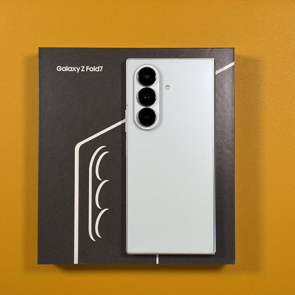 Samsung Galaxy Z Fold7 - Unlocked, 512 GB, Mint, 12 GB, SM-F966U1