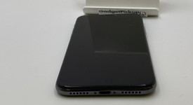 Good
													Apple iPhone X - Unlocked, Gray, 64 GB, A1901, GSM, photo 4 of 5