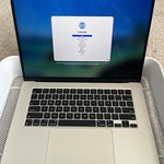 Good MacBook Air 2023 (M2) - 15 inch - 256 GB, Starlight, 8 GB, Apple M2