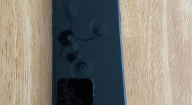 Good
													Apple iPhone SE 2nd Gen 2020 - Unlocked, Black, 64 GB, A2275, photo 3 of 7