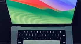 Good
													MacBook Pro Late 2023 (M3) - 16" - Apple M3 Pro 12-core, Silver, 512 GB, 18 GB, 18-core GPU, photo 5 of 8