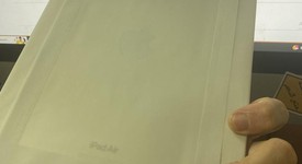 Mint
													Apple iPad Air 5th Gen - Wi-Fi, Starlight, 64 GB, A2588, photo 2 of 5