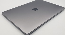 Mint
													MacBook Pro 2019 - 13" - I5, Gray, 256 GB, 8 GB, photo 3 of 4