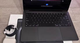 Mint
													MacBook Pro Late 2023 (M3) - 14" - Apple M3 Pro 11-core, Black, 512 GB, 18 GB, 14-core GPU, photo 3 of 7