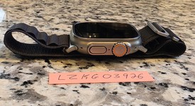 Good
													Apple Watch Ultra 49mm - Unlocked, Titanium, A2622, photo 4 of 7