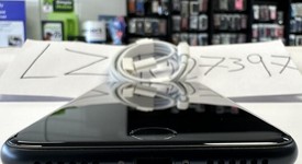 Mint
													Apple iPhone SE 3rd Gen 2022 - Unlocked, Midnight, 64 GB, A2595, photo 5 of 8