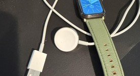Good
													Apple Watch Series 6 40mm - Verizon, Black, A2293 - Cellular, Titanium, photo 5 of 8