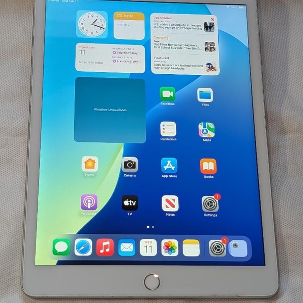 Apple iPad 7th Gen - Wi-Fi, 32 GB, Silver, A2197
