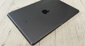Mint
													Apple iPad 8th Gen - Wi-Fi, Gray, 128 GB, A2270, photo 4 of 6