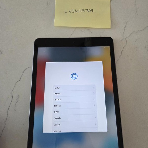 Apple iPad 8th Gen - Wi-Fi, 32 GB, Gray, A2270