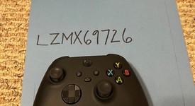 Mint
													Xbox Series S (2020) - Black, 1 TB, photo 3 of 15