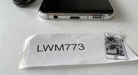 Good
													Samsung Galaxy S10e - Verizon, White, 256 GB, 8 GB, SM-G970U, photo 5 of 8