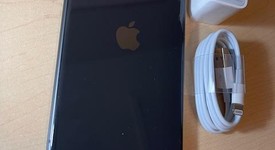 Good
													Apple iPhone 11 - AT&T, Black, 64 GB, A2111, photo 4 of 8
