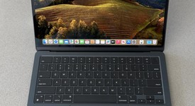 Good
													MacBook Air 2022 - 13" - Apple M2, Midnight, 256 GB, 8 GB, photo 1 of 17