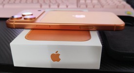 Mint
													Apple iPhone 17 Pro Max - Unlocked, Cosmic Orange, 256 GB, A3257, photo 3 of 8