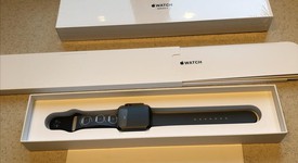 Mint
													Apple Watch Series 3 42mm - Gray, A1859, Aluminum - GPS, photo 2 of 14