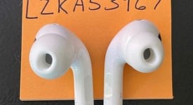 Used
													Apple AirPods Pro 2 - USB-C, photo 4 of 5