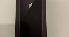 Good
													Apple iPhone 8 - Verizon, Gray, 64 GB, A1863, photo 1 of 9
