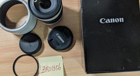 Mint
													Canon RF 70-200mm f4L IS USM, photo 1 of 9