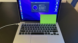 Good
													MacBook Pro 2015 (Retina) - 13" - Silver, 256 GB, 16 GB, photo 1 of 6